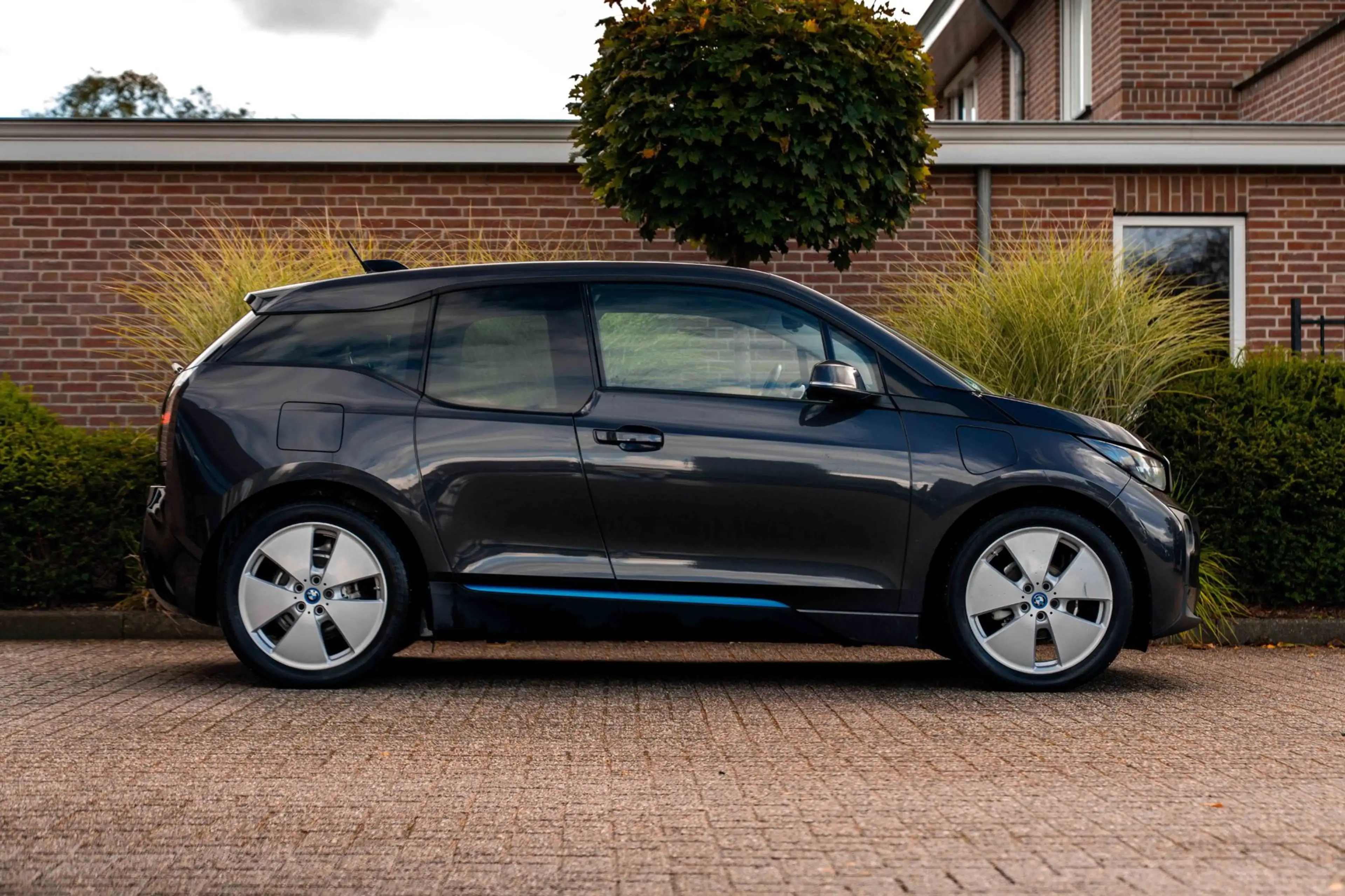 BMW i3 Range Extender 75kW Adaptive Harman Kardon Leder S — photo 4