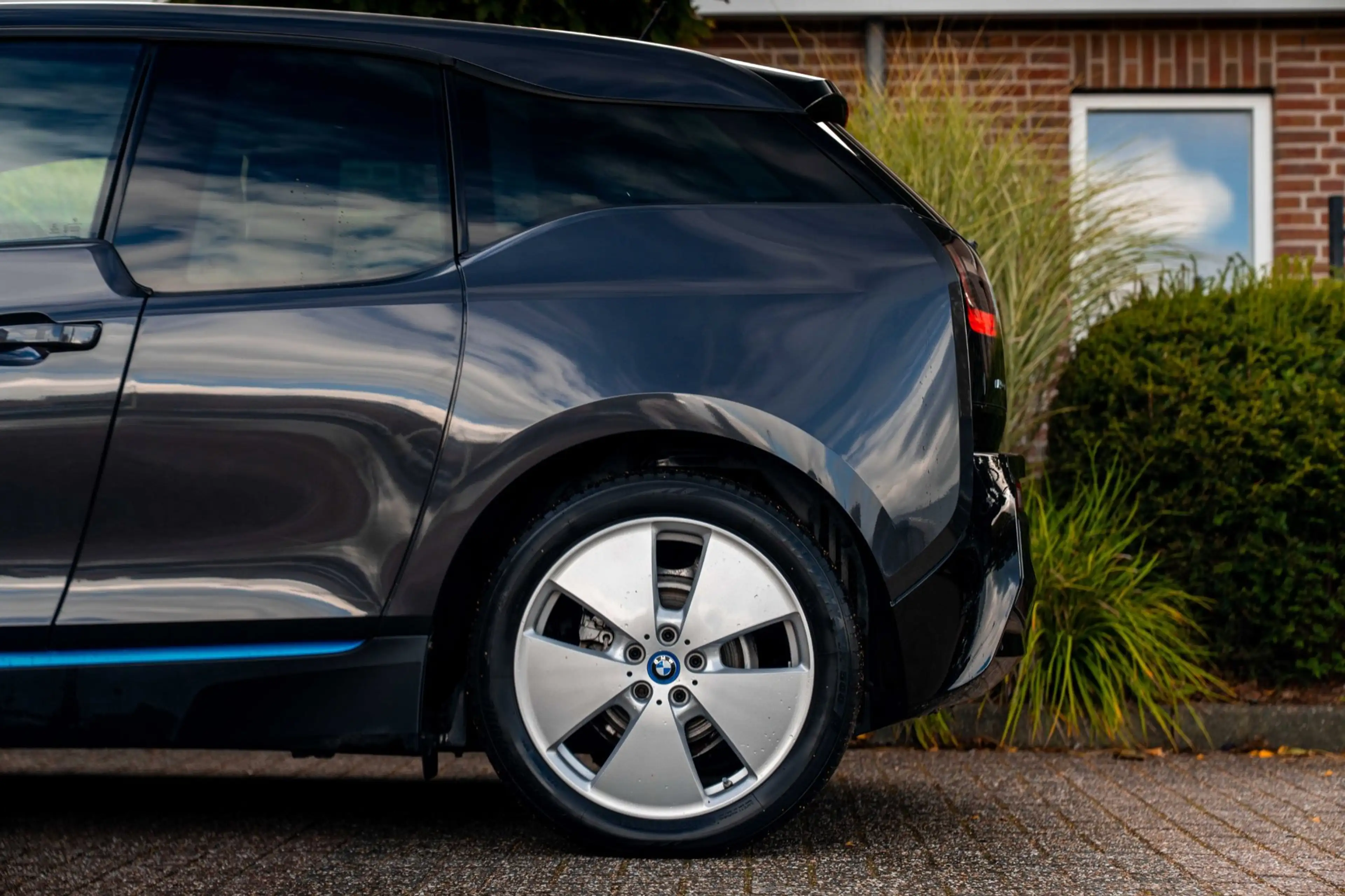 BMW i3 Range Extender 75kW Adaptive Harman Kardon Leder S — photo 36