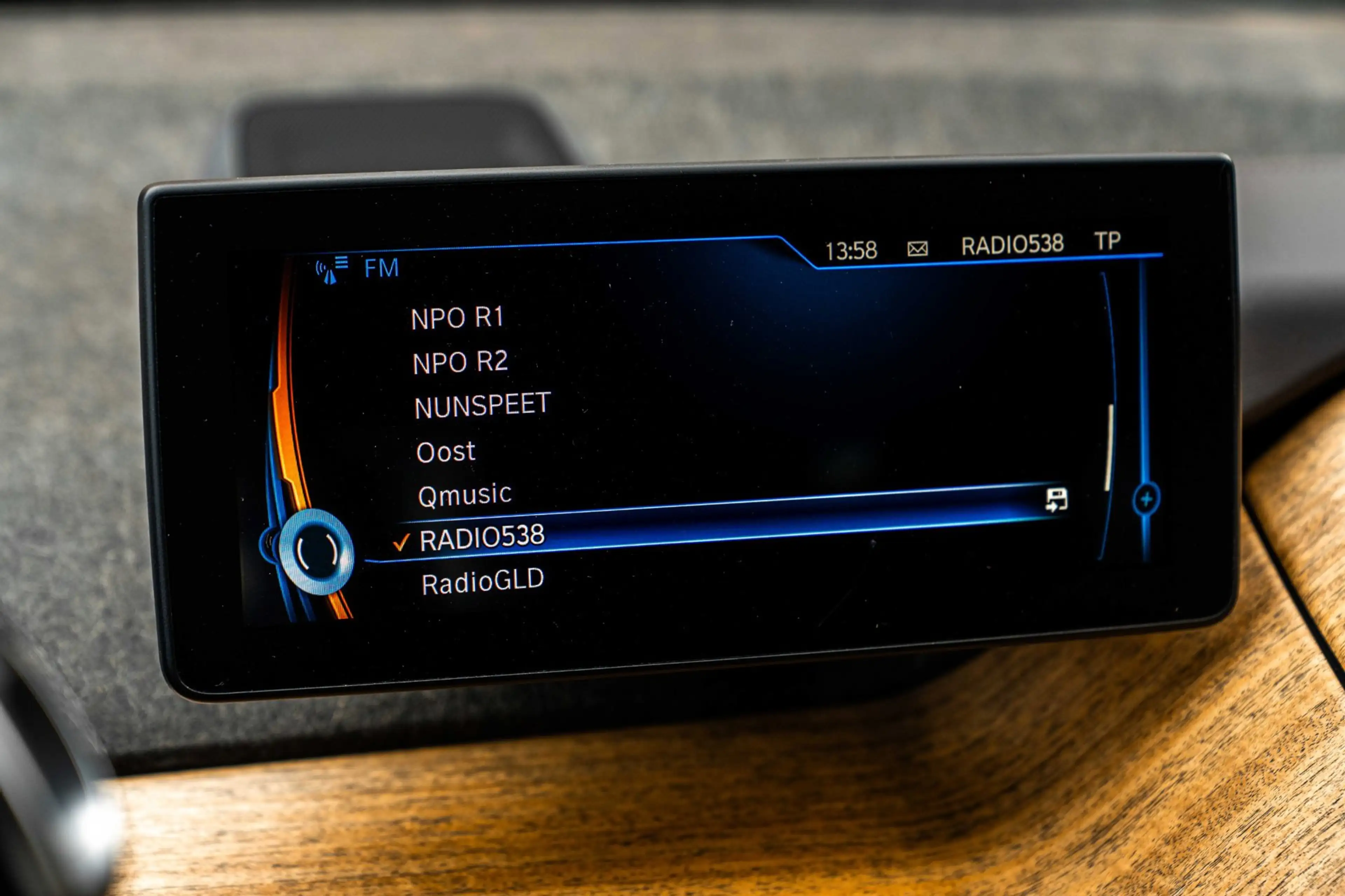 BMW i3 Range Extender 75kW Adaptive Harman Kardon Leder S — photo 26