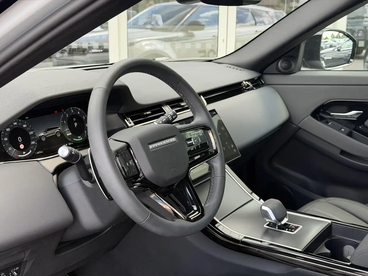Land Rover Range Rover Evoque 2026 — фото 8