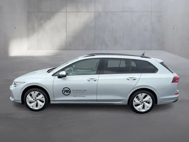 Volkswagen Golf view 2