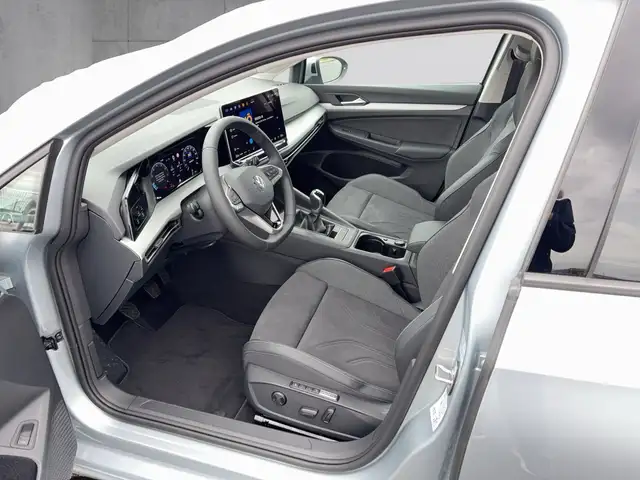 Volkswagen Golf view 9