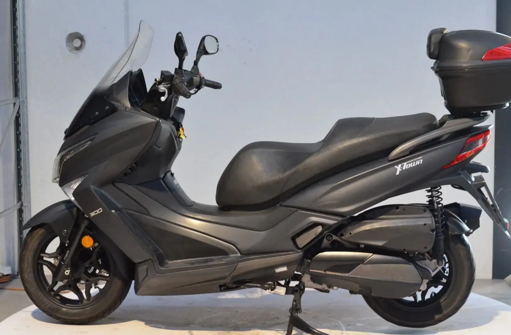 Kymco X-Town 300i ABS 2019 + BAULETTO Grigio - 2