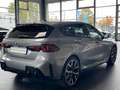 BMW 120 i M Sport Pro PANO/HUD/Kom.Zg/Dr.As+/19"/360° Grau - thumbnail 7