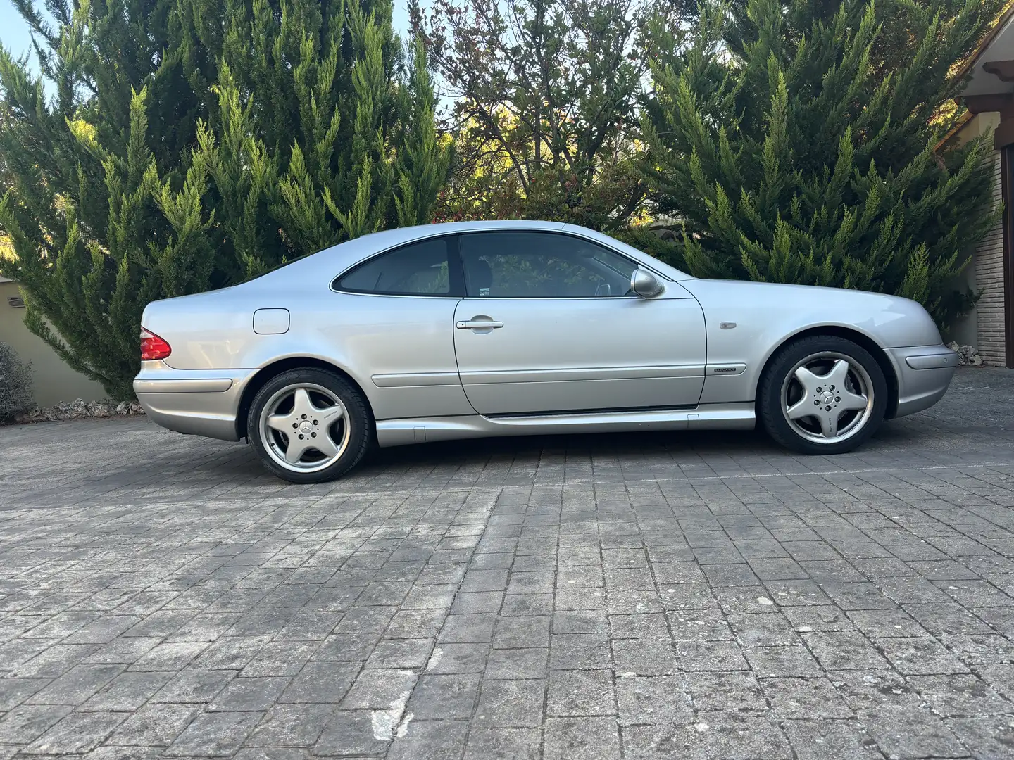 Mercedes-Benz CLK 430 Elegance - 1