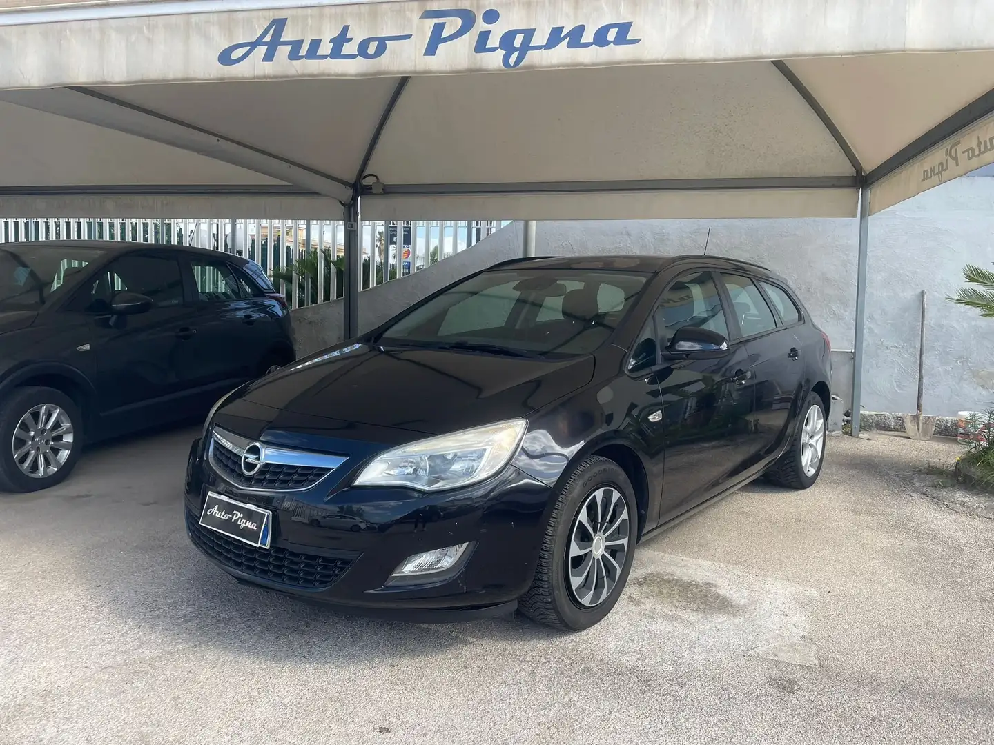 Opel Astra Astra Sports Tourer 1.7 cdti Cosmo 110cv Zwart - 1