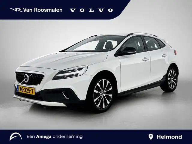 Volvo V40 Cross Country 1.5 T3 Dynamic Edition