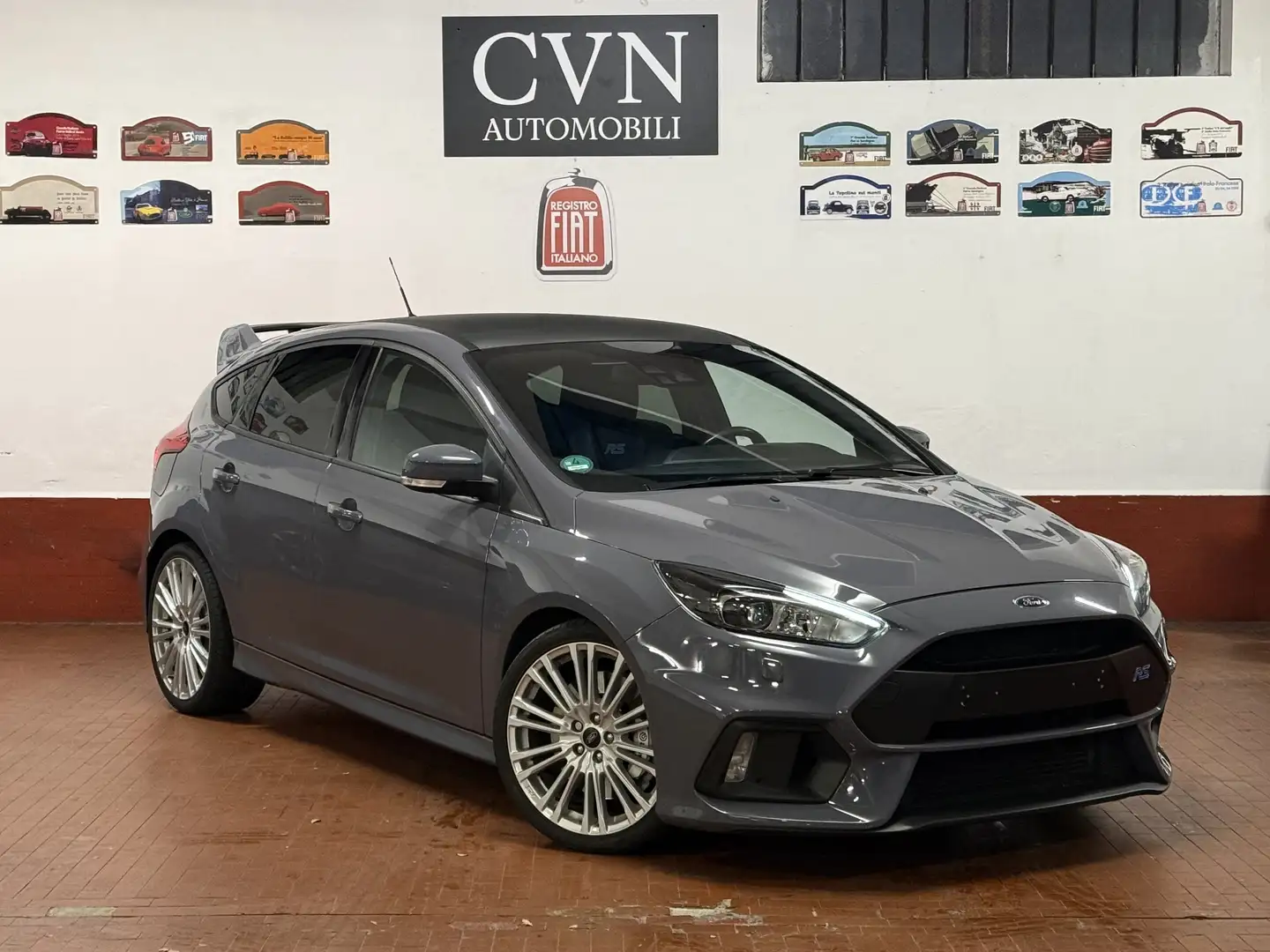 Ford Focus RS 350cv - DA VETRINA - TAGLIANDI Gris - 1
