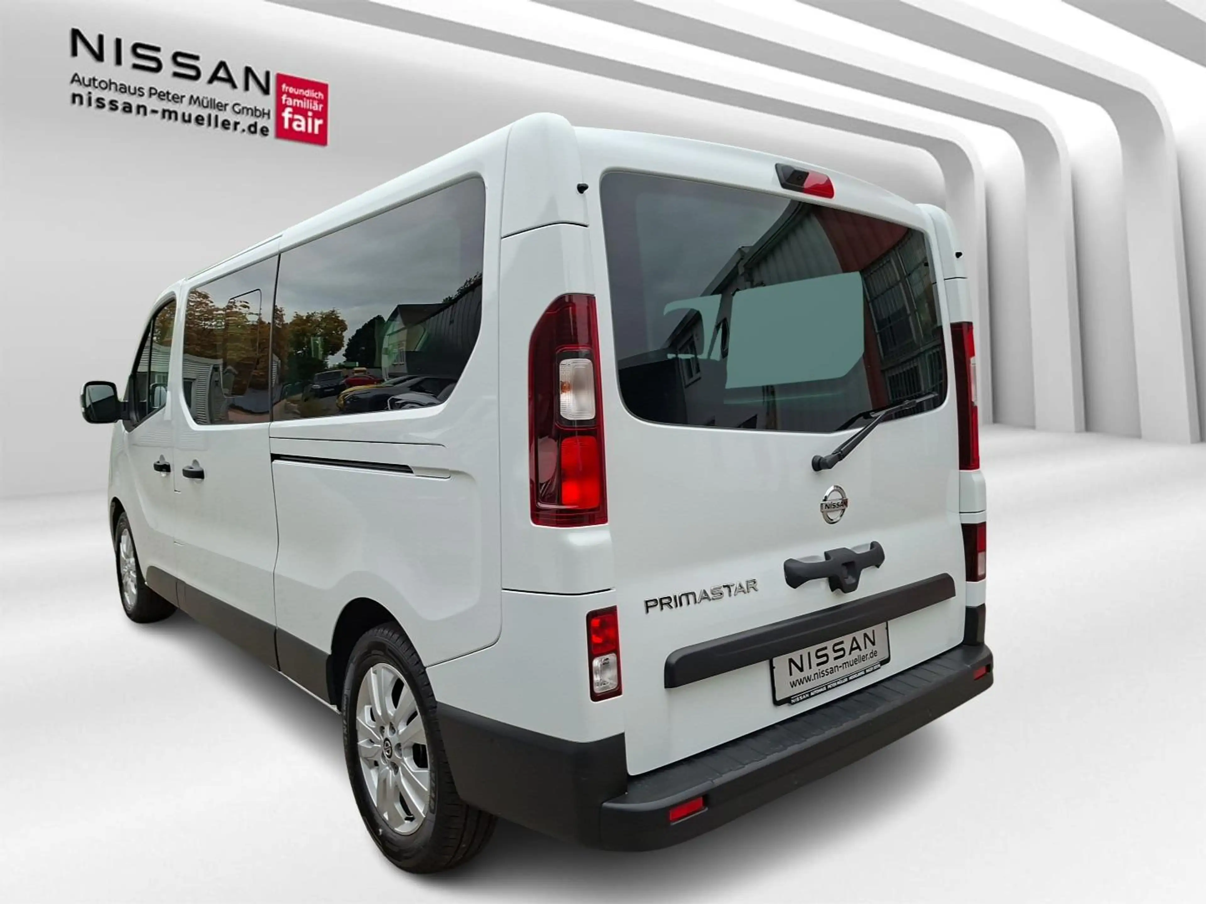 Nissan Primastar Kombi8 L2H1 3,0t dci170 DCT Tekna 2ST HK BES+ Desi — photo 5