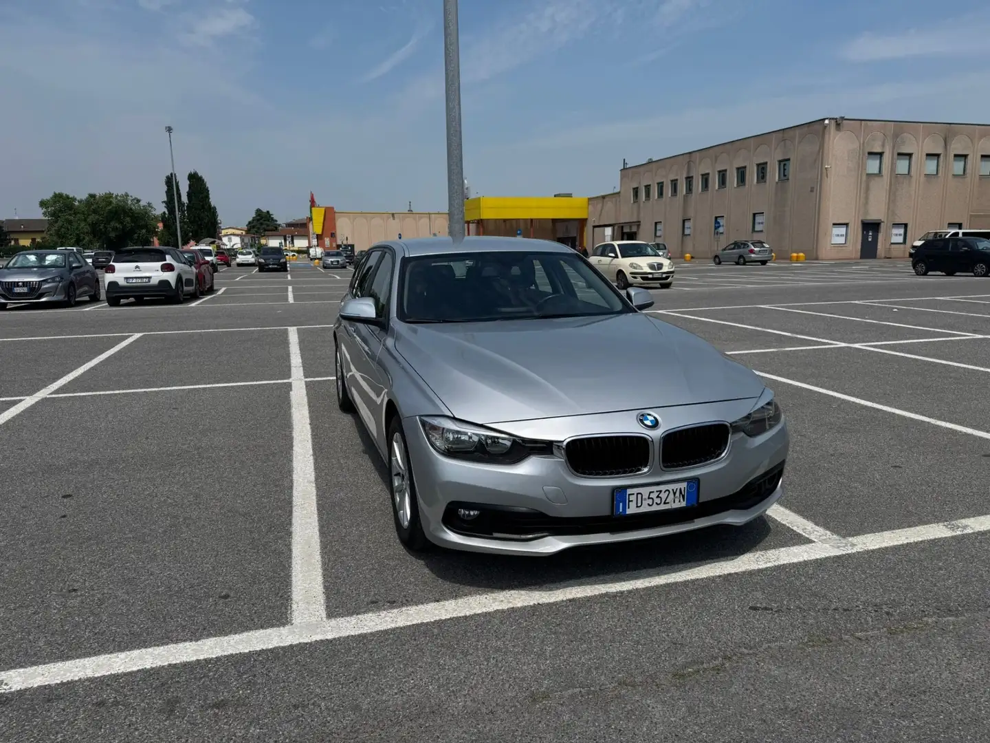 BMW 316 316d Touring - 1