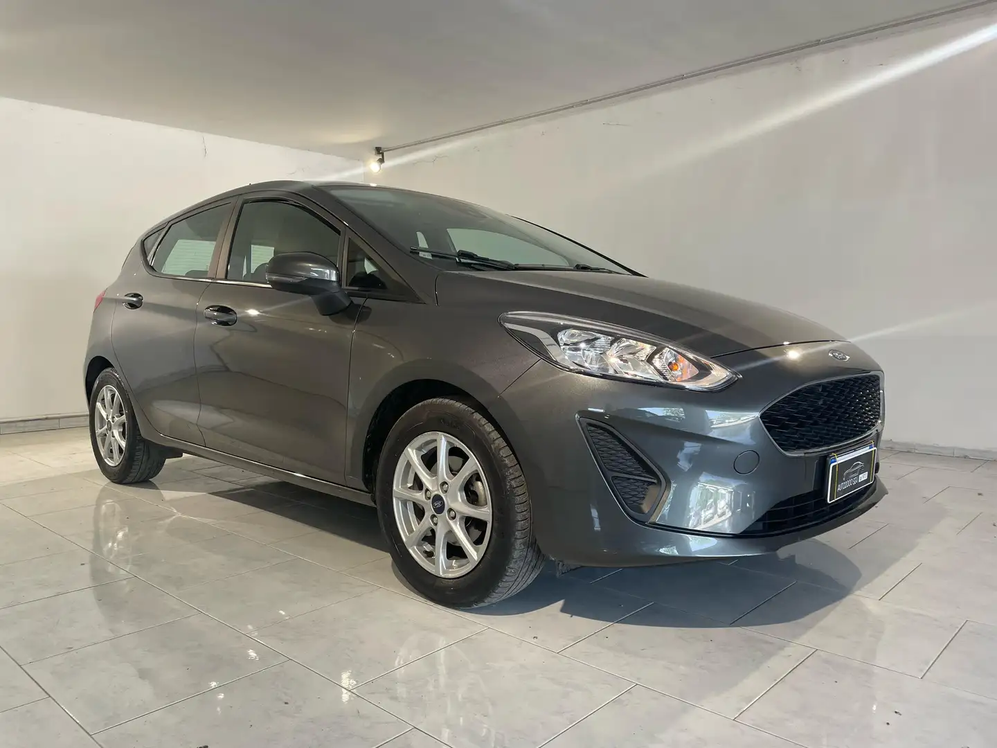Ford Fiesta 5p 1.1 Titanium Gpl di serie 75cv x neopatentati - 1