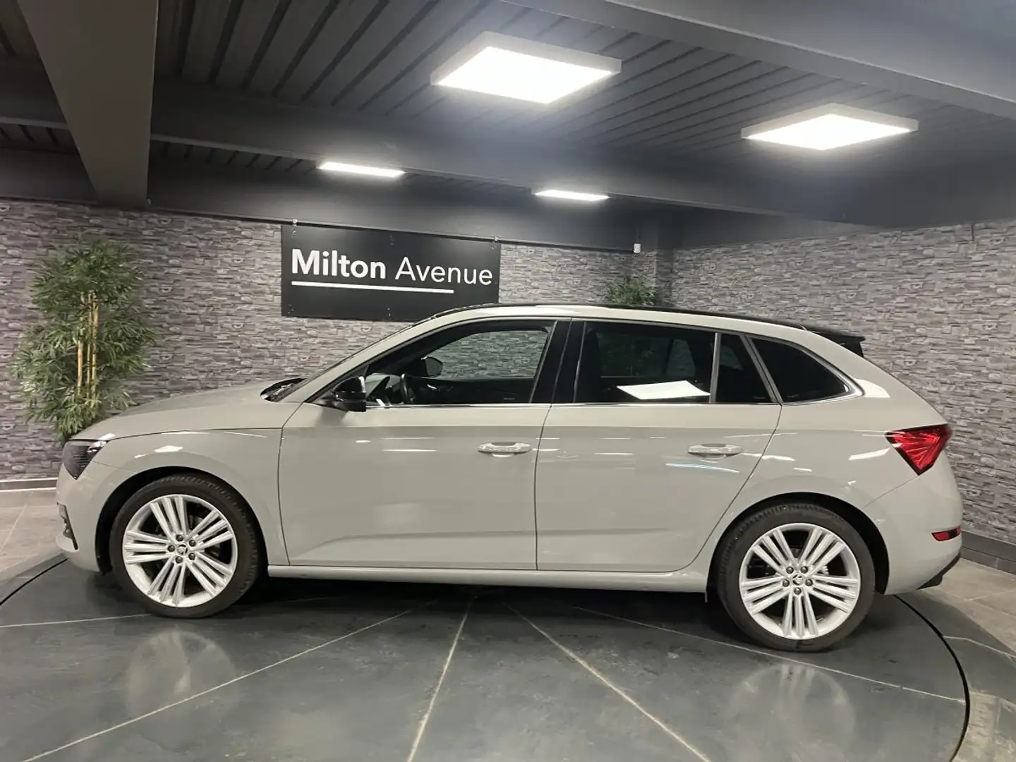 Skoda Scala Scala 1.0 TSI - 116 - BV DSG7 Evap  Style Gris - 2