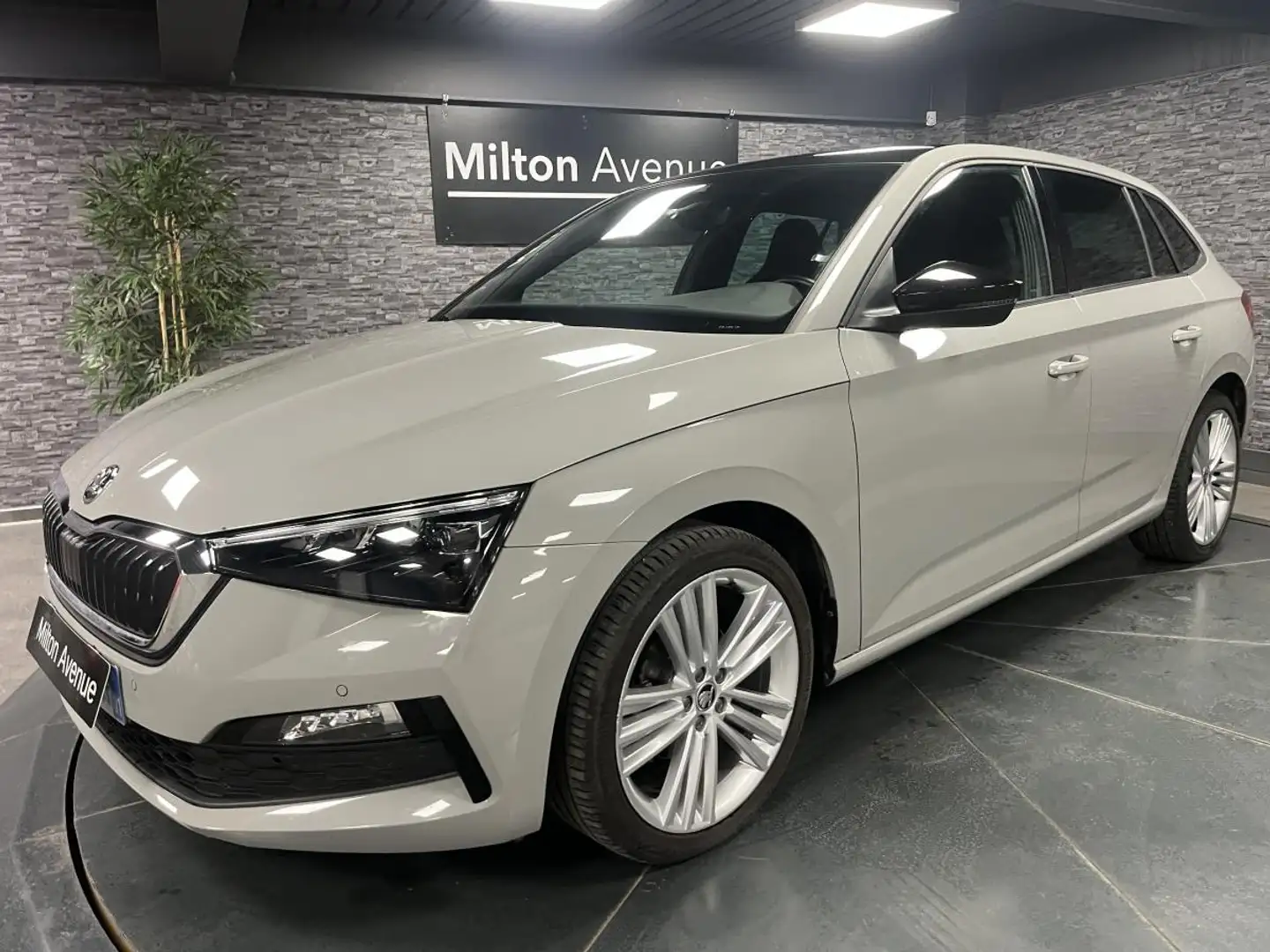 Skoda Scala Scala 1.0 TSI - 116 - BV DSG7 Evap  Style Gris - 1