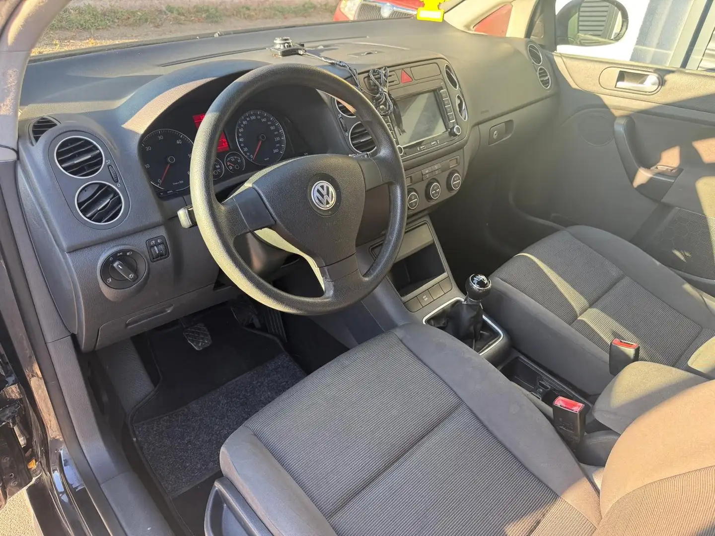 Volkswagen Golf Plus Trendline 1,9 TDI 105PS mit Sportfahrwk Dachreling Schwarz - 2