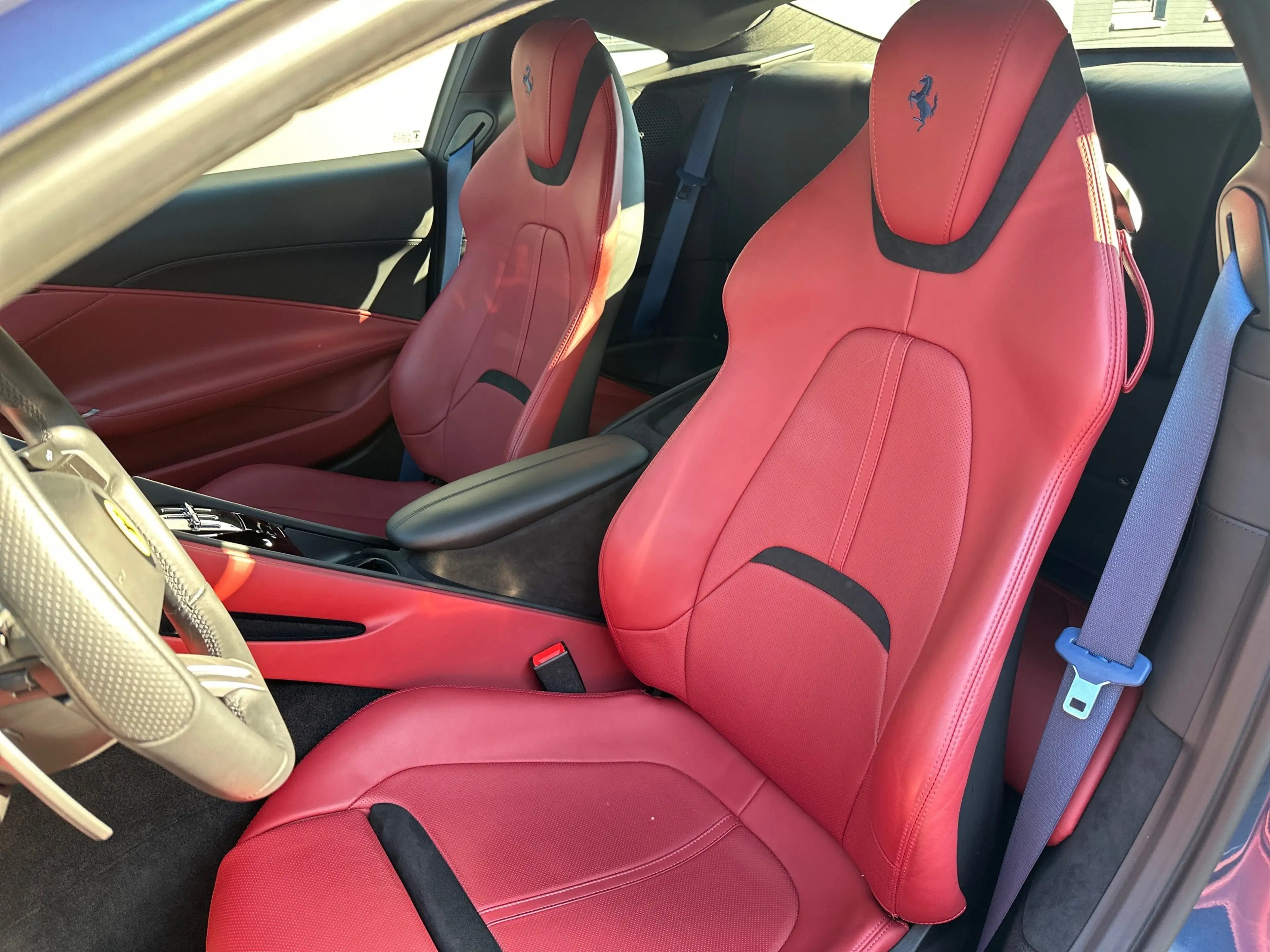 Ferrari Roma *Kamera*HiFi Premium* — photo 14