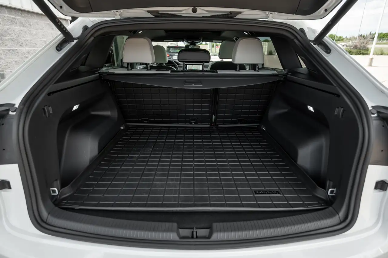 Volkswagen Atlas photo Volkswagen Atlas