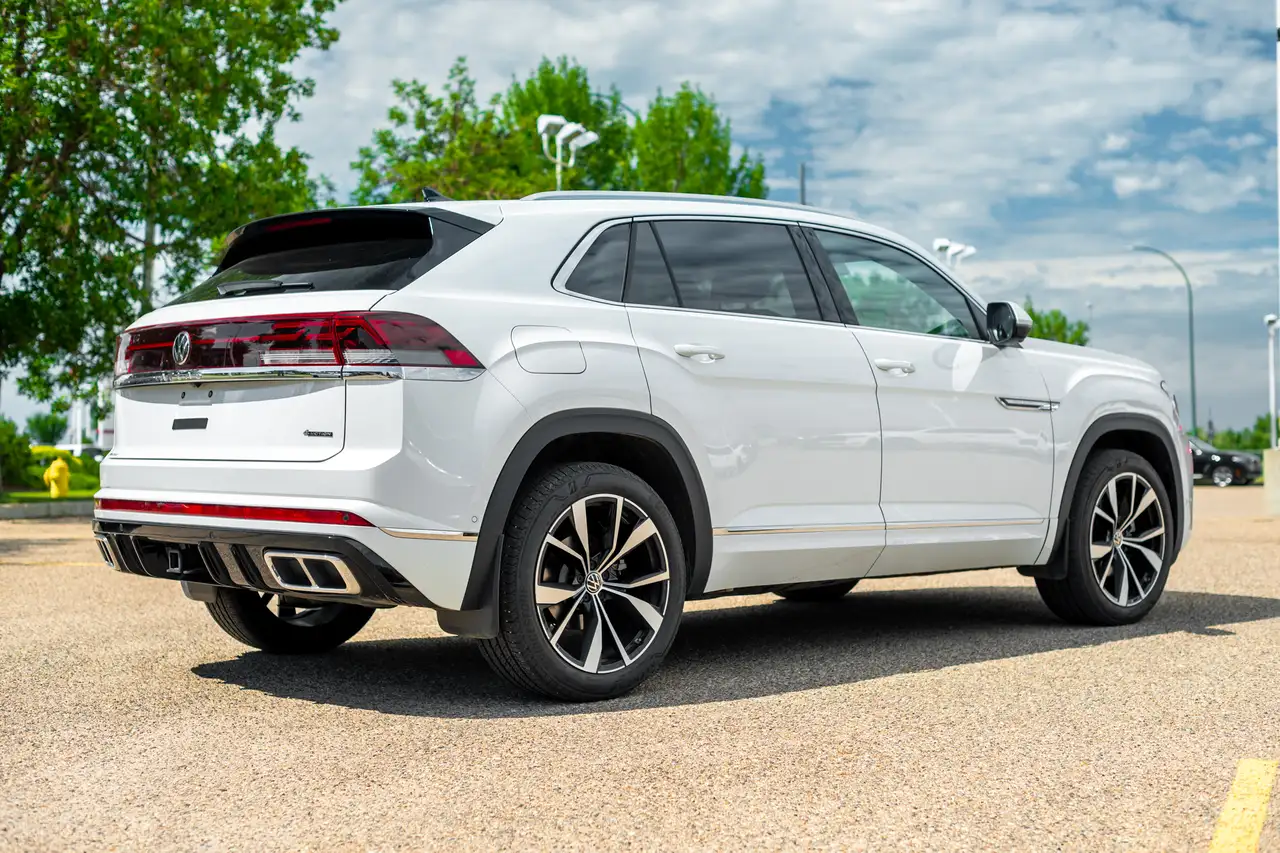 Volkswagen Atlas photo Volkswagen Atlas