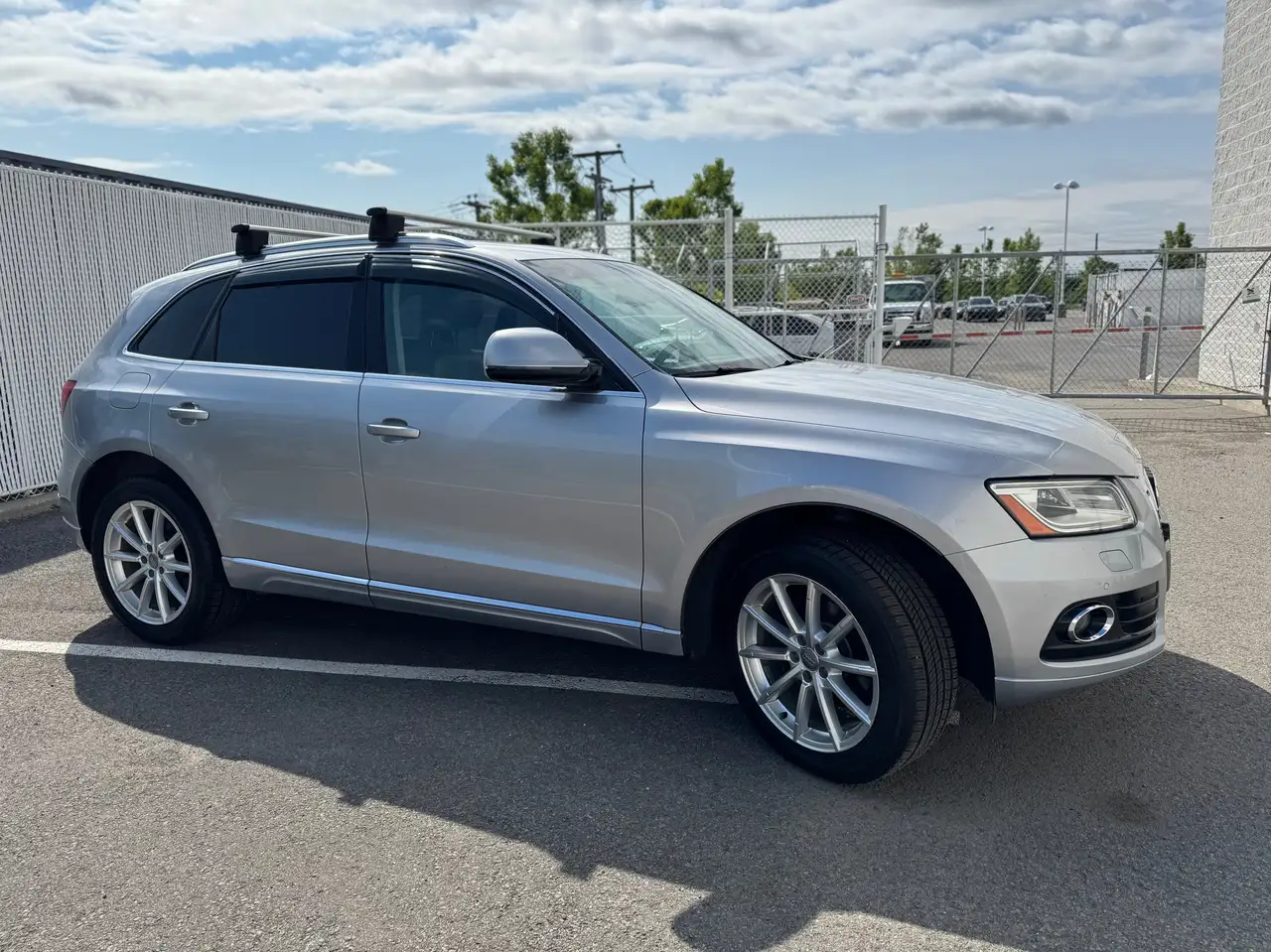 Audi Q5 снимка Audi Q5