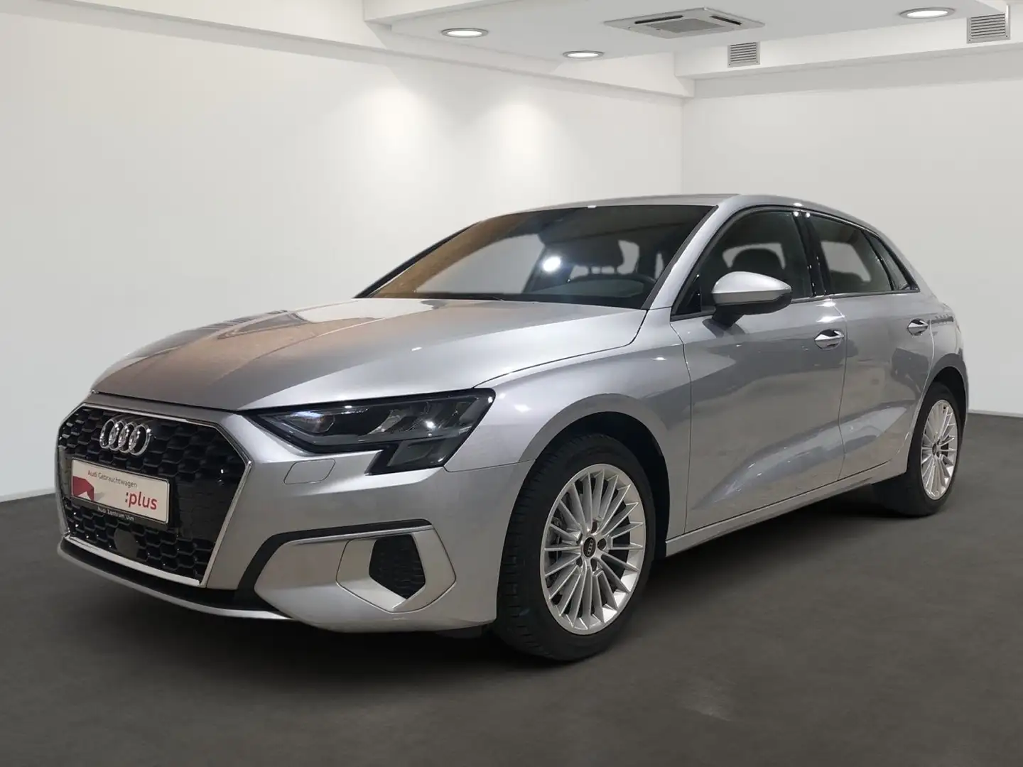 Audi A3 advanced 35 TFSI PDC SHZ Argento - 2