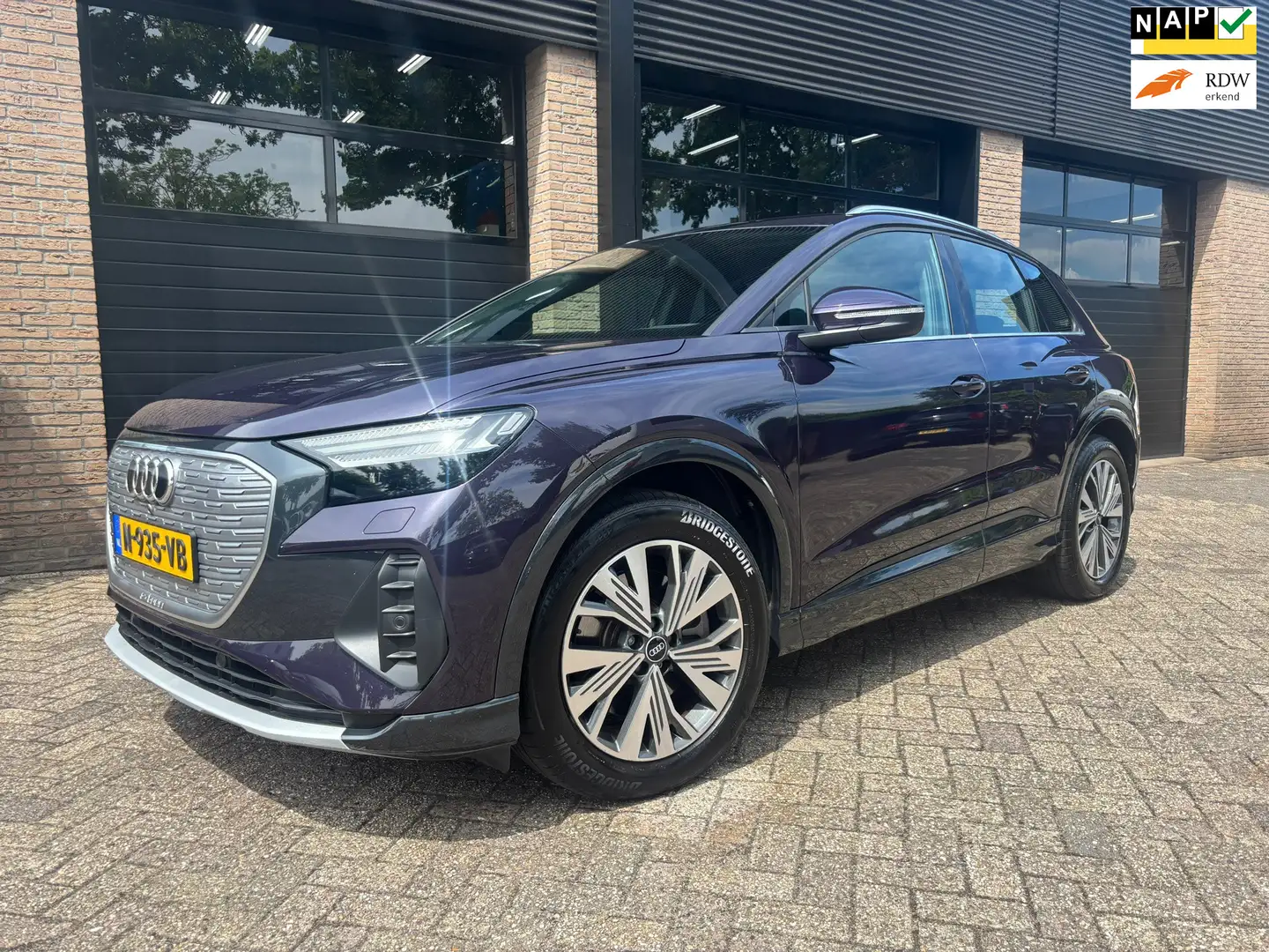 Audi Q4 e-tron 40 Advanced edition 77 kWh 204Pk Trekhaak Paars - 1