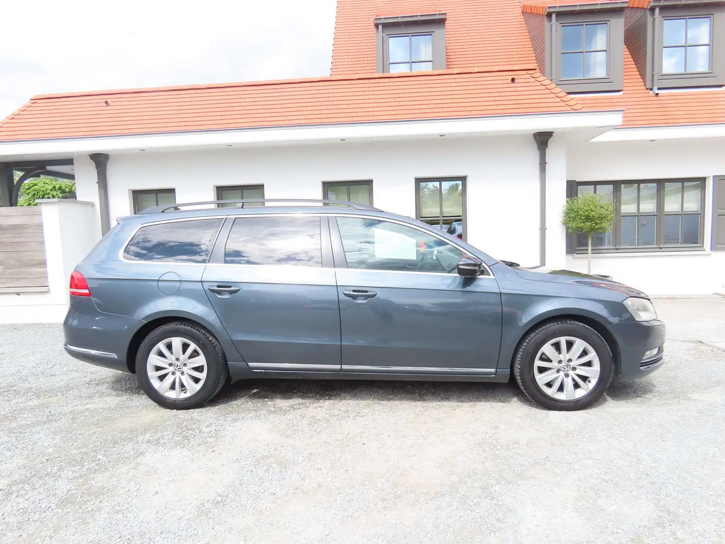 Volkswagen Passat Variant SW 1.6 CR TDi Comfortline BMT Gris - 2