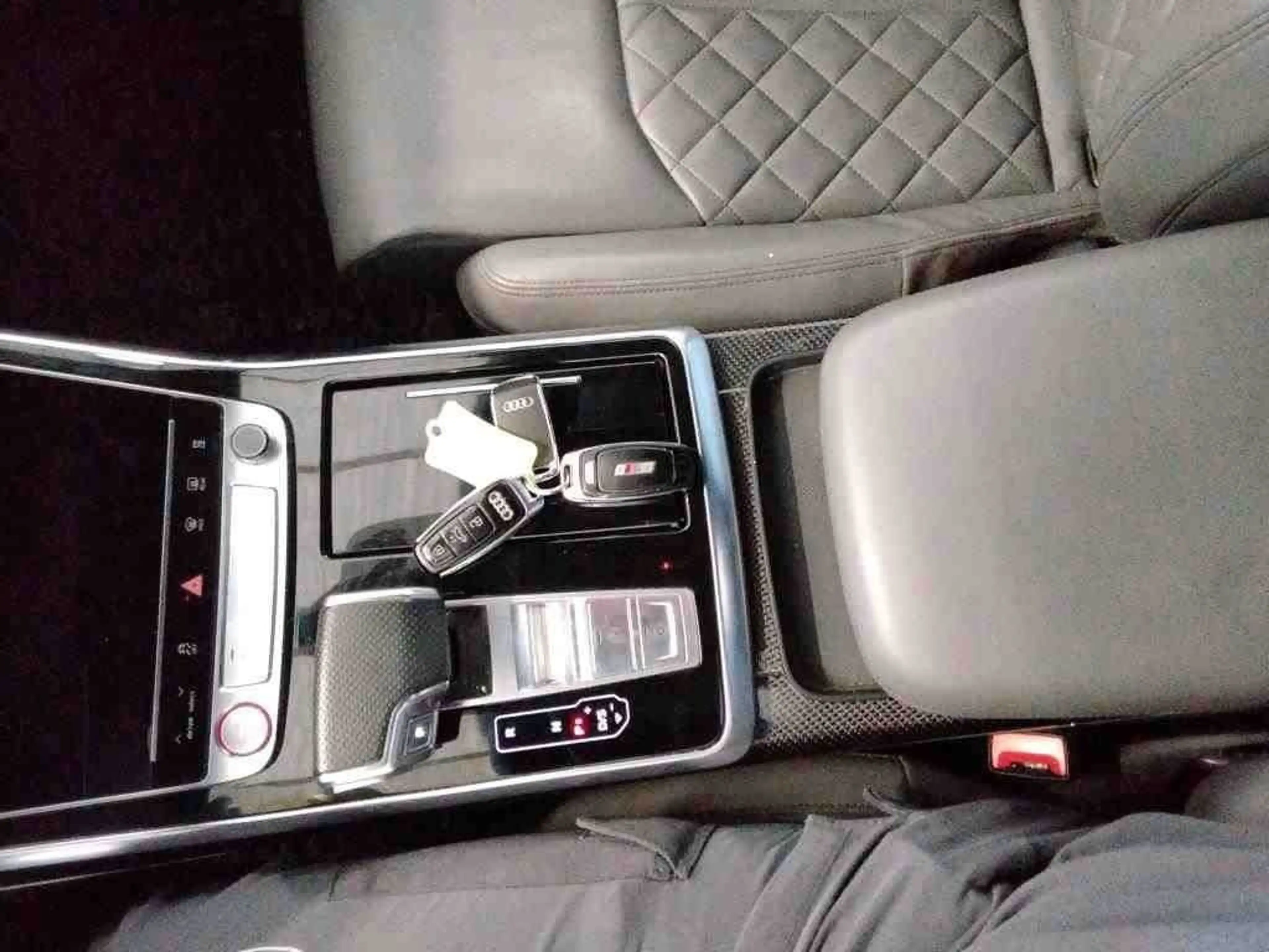 Audi SQ7 4.0 TDI quattro Advanced/Pano/Raute/7-Sitzer — photo 6