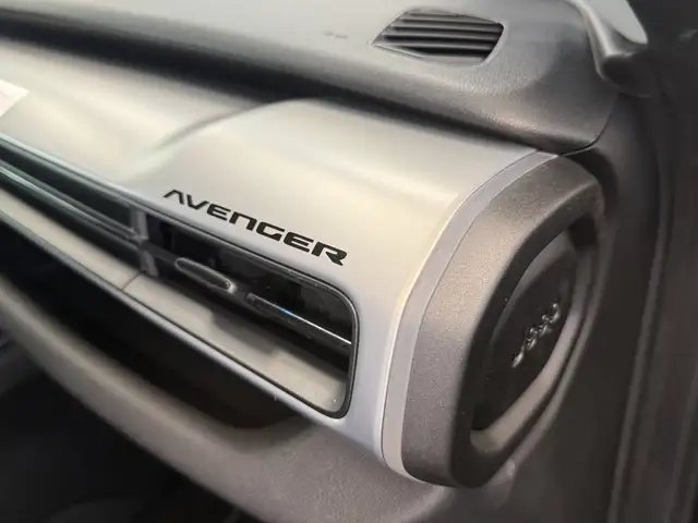 Jeep Avenger view 13
