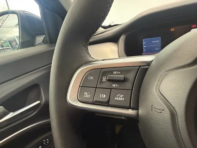 Jeep Avenger view 10