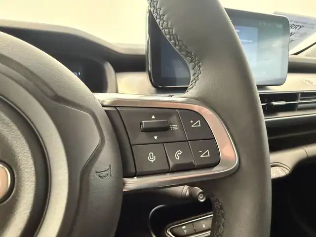 Jeep Avenger view 11