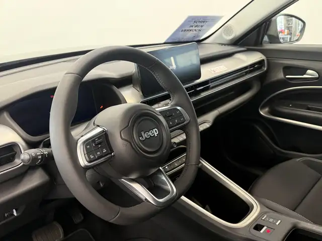 Jeep Avenger view 7