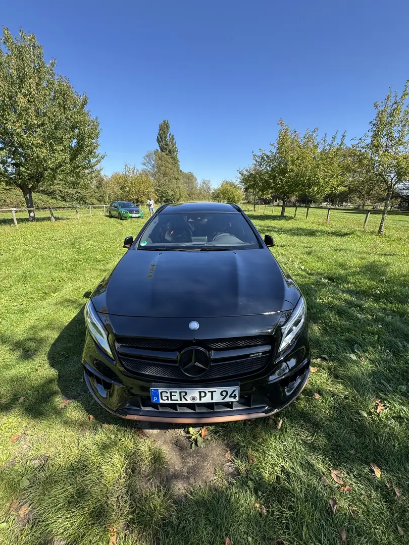 Mercedes-Benz GLA 45 AMG 4MATIC Night, AERO, Perf.Sitze/AGA, Voll* Schwarz - 2