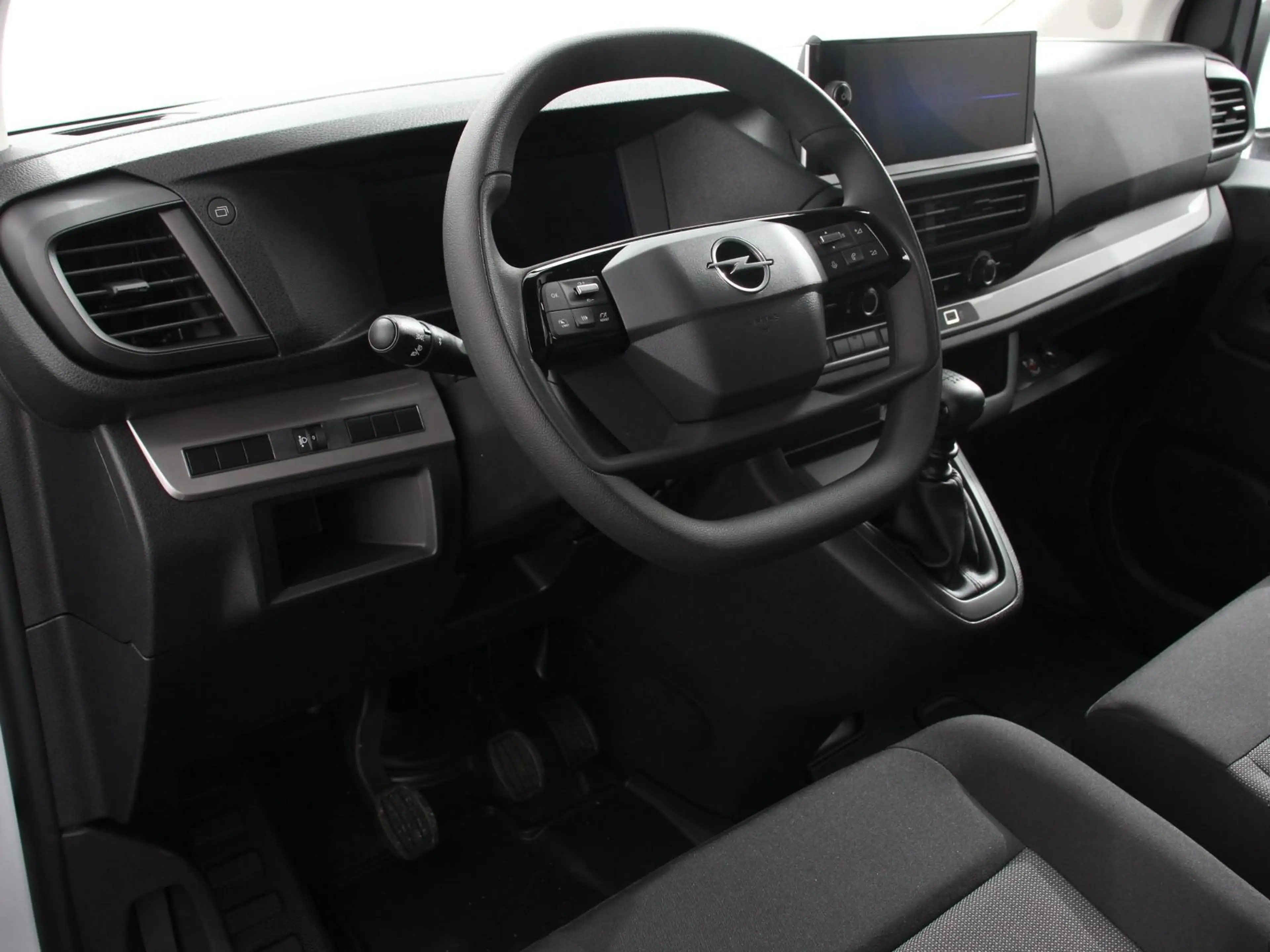 Opel Vivaro 1.5 Diesel 120 S&S L3 Apple Carplay /  Android Aut — photo 2