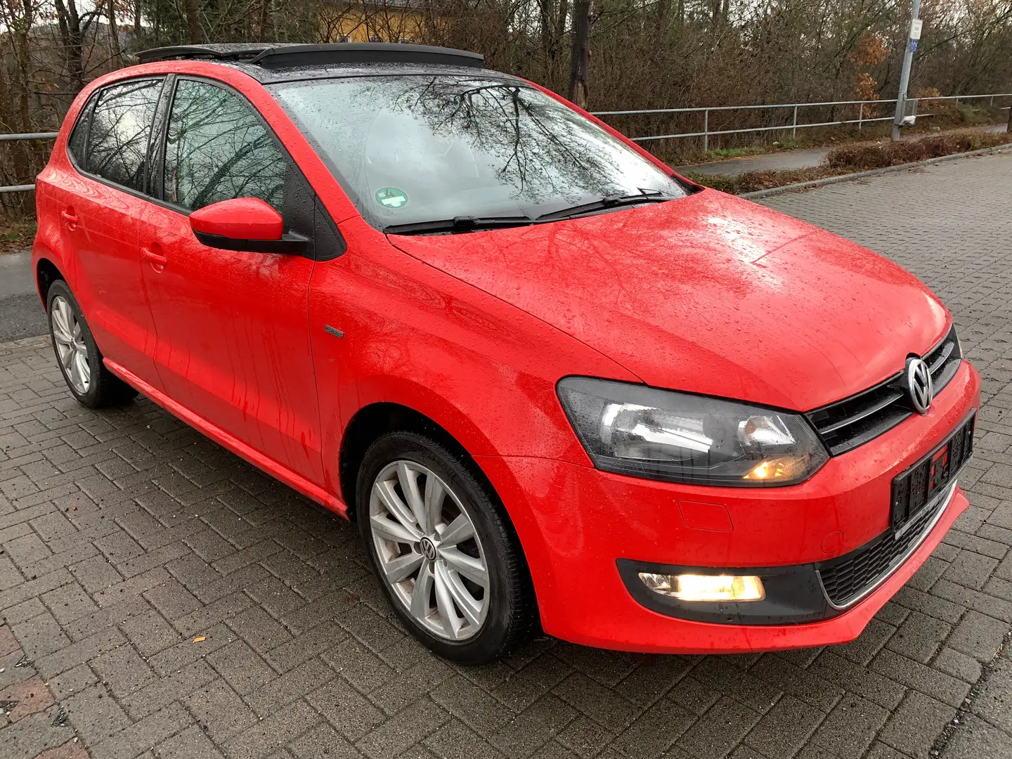 Volkswagen Polo 1.2 TSI BMT Life*105PS*PANO*NAVİ*Sitzheizng*Sport Rot - 1