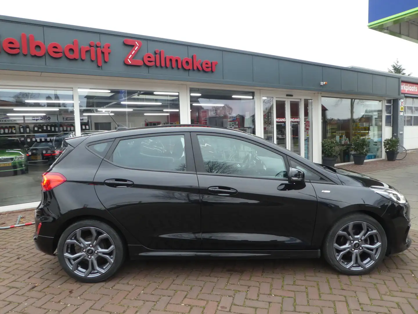 Ford Fiesta 1.0 EcoBoost ST-Line X Clima, Navi, Bose Soud, 17" Noir - 2