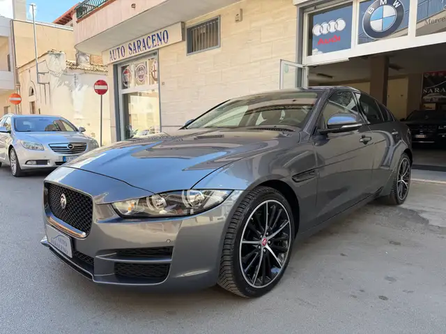 Jaguar XE 2.0d i4 180CV awd Autom. Prestige +PELLE-CAMERA