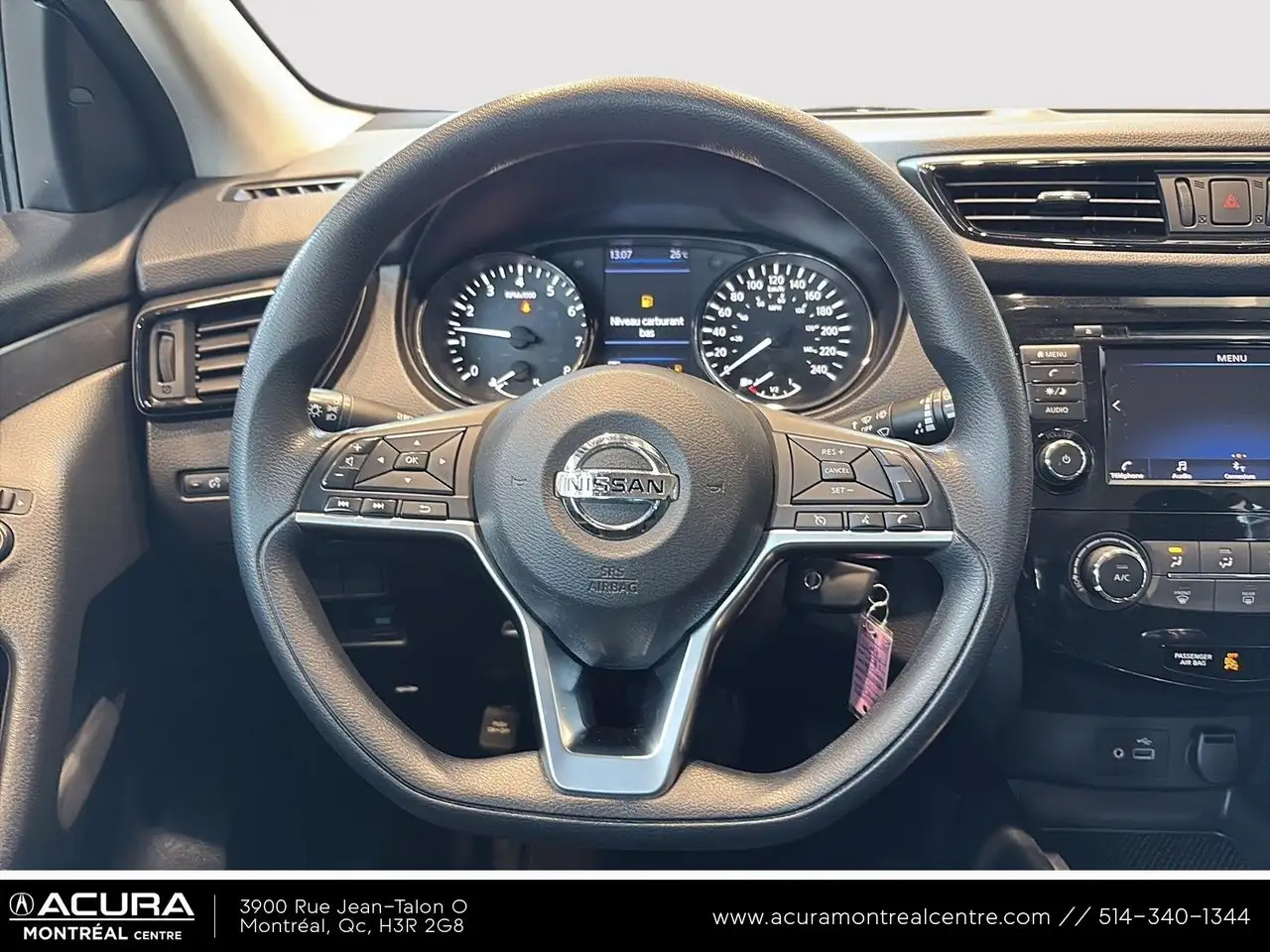 Nissan Qashqai снимка Nissan Qashqai
