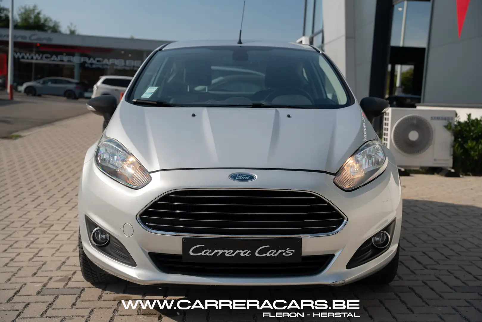 Ford Fiesta 1.6 TDCi Titanium*|UTILITAIRE*CRUISE*AIRCO*EURO 5| Gris - 2