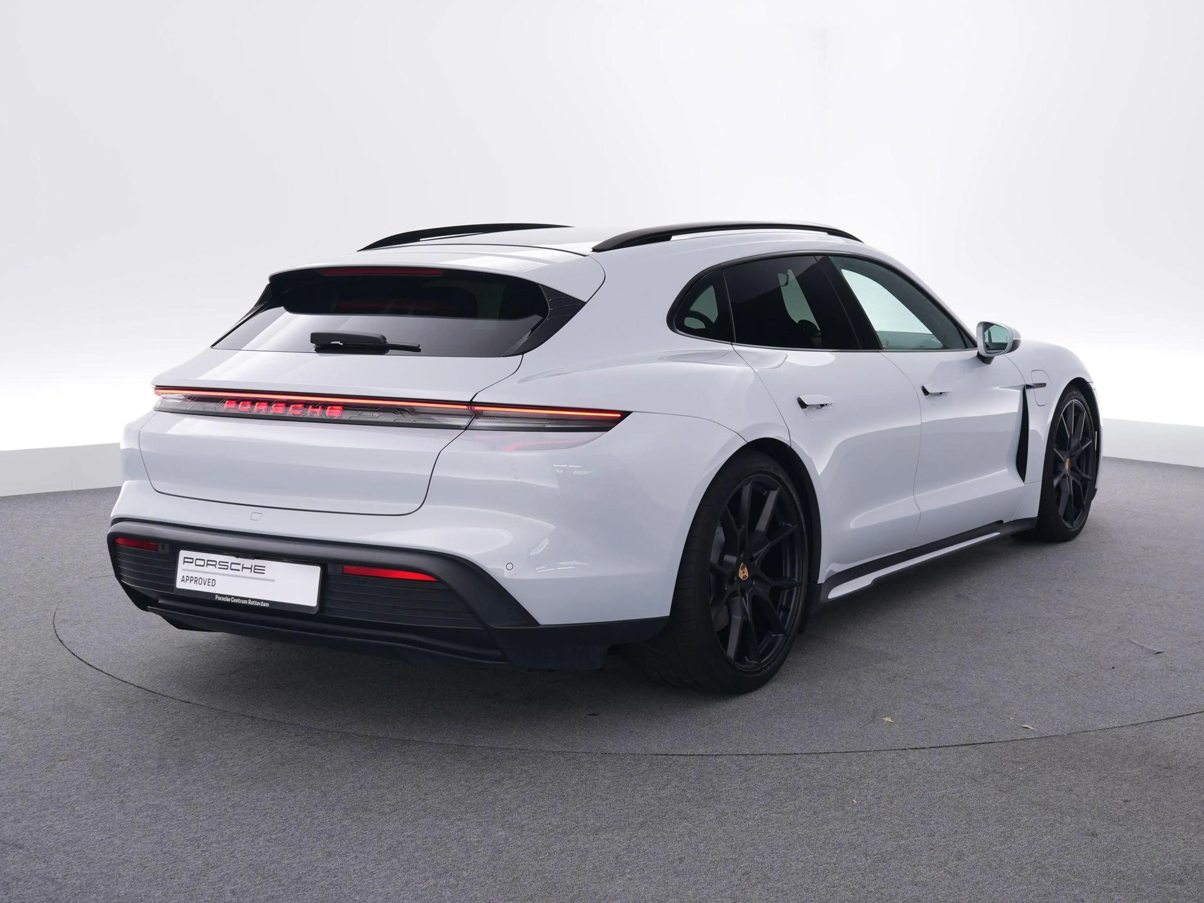 Porsche Taycan Sport Turismo Sport Tursimo — photo 5