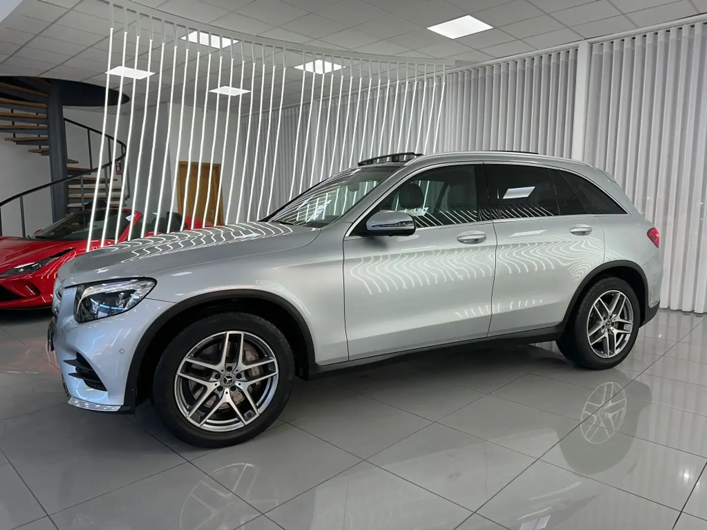 Mercedes-Benz GLC 250 250d 4Matic Aut. Gris - 2