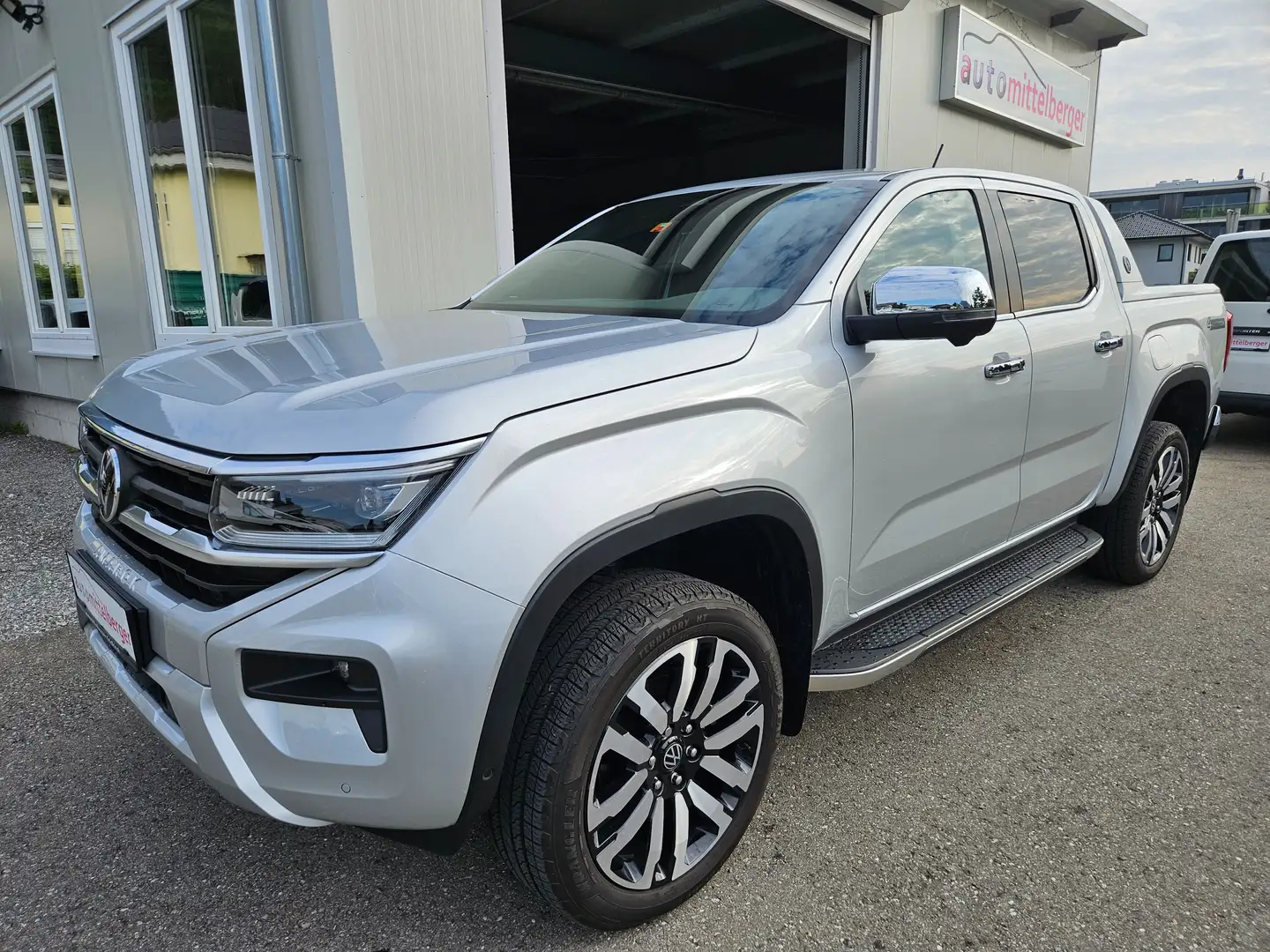 Volkswagen Amarok 3.0 TDI 177 kW Aventura Doppelkabine 4Motion Rouge - 1
