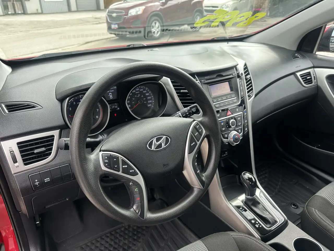 Hyundai ELANTRA снимка Hyundai ELANTRA