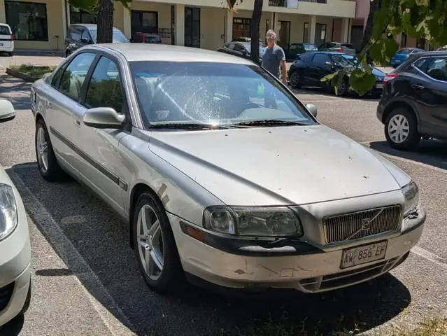 Volvo S80