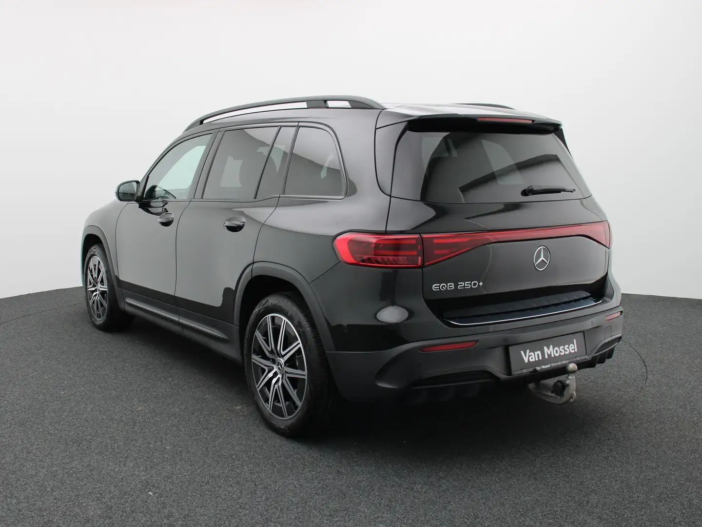 Mercedes-Benz EQB 250 250+ STAR EDITION + PANORAMISCH DAK + TREKHAAK + C Schwarz - 2