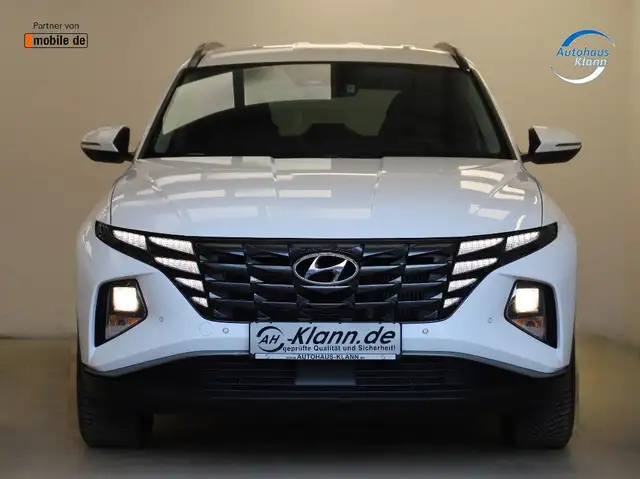 Hyundai Tucson view 2