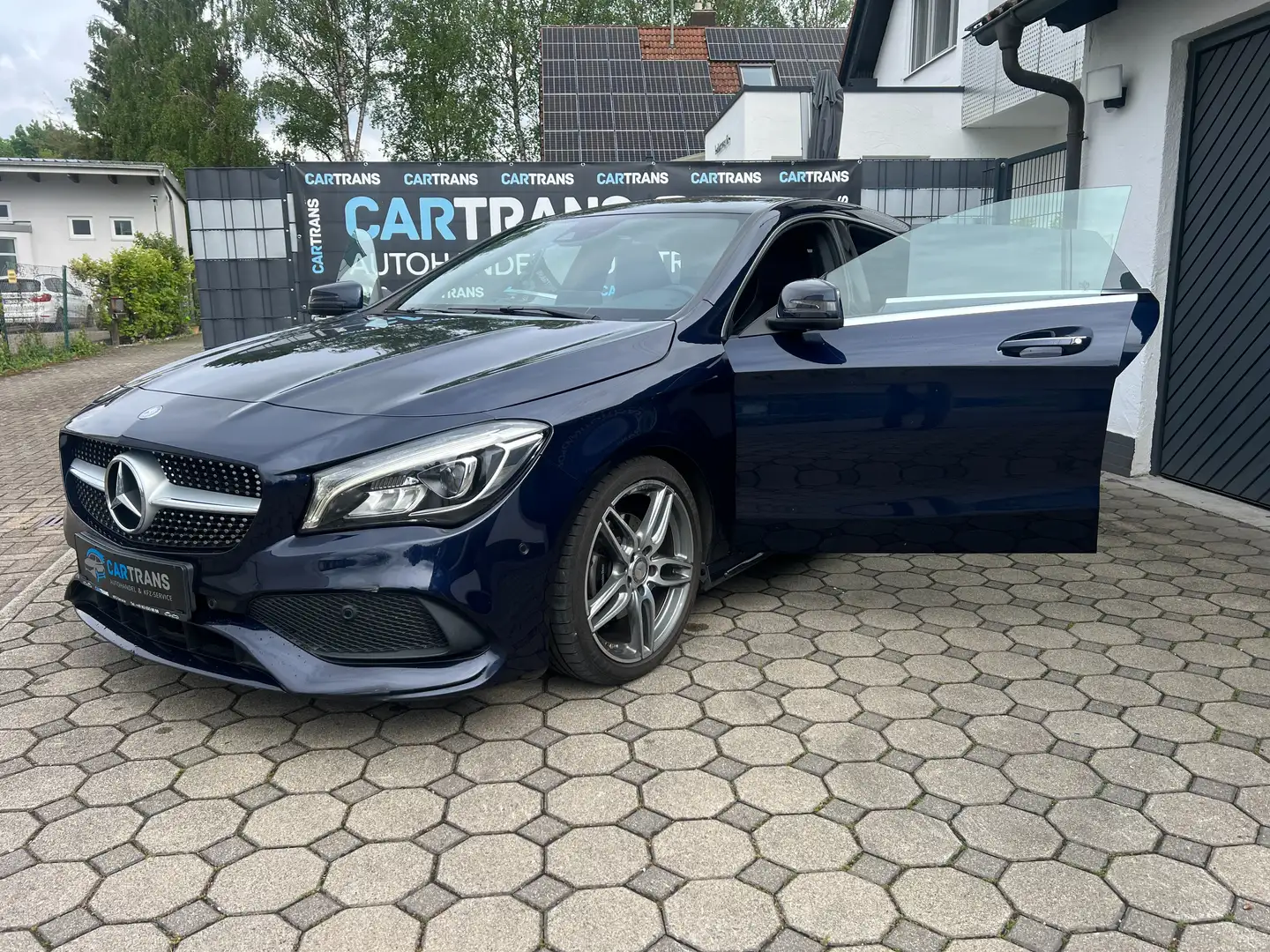 Mercedes-Benz CLA 200 AMG-LINE+ LED+ RKAMERA+ NAVI+ MEMO+ 0%FINANZIERUNG Blau - 1