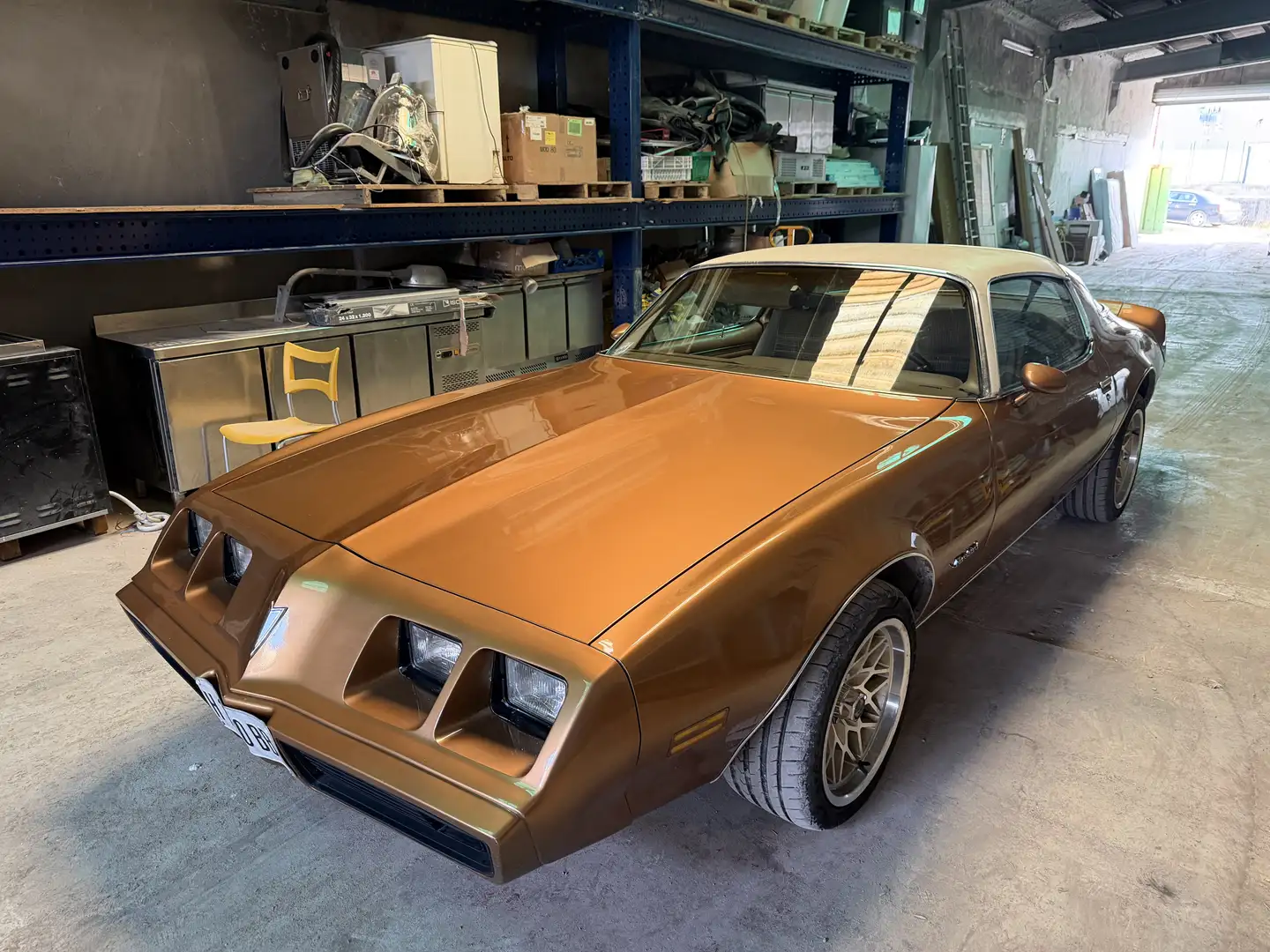 Pontiac Firebird - 1