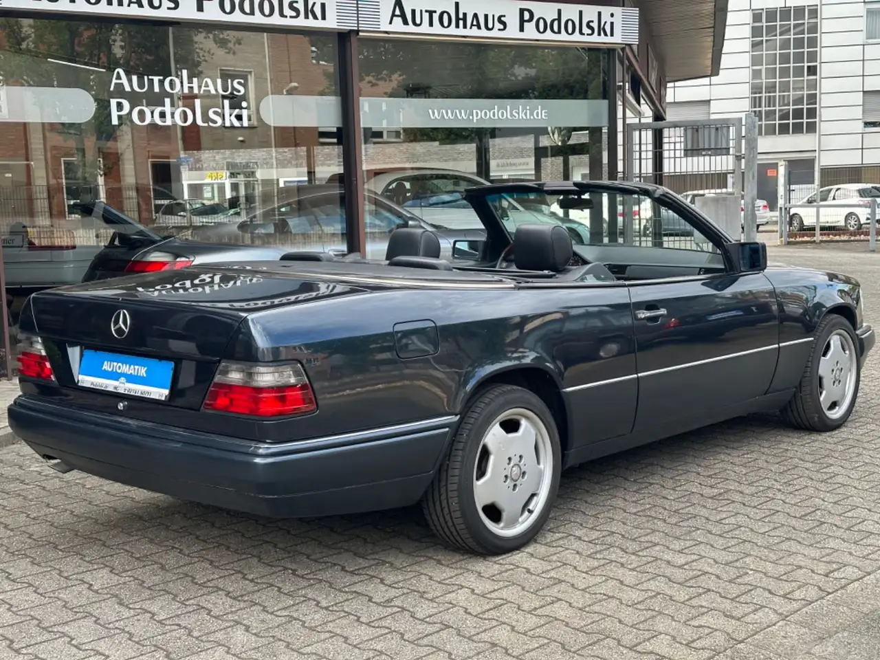 Mercedes-Benz E 200 Cabriolet Automatik|Leder|Klima|AMG Felgen, foto 3