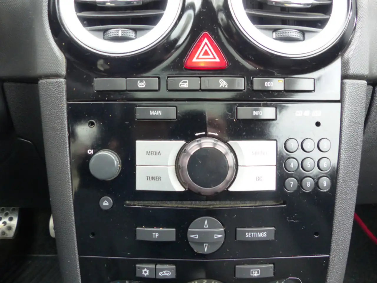 Opel Corsa Corsa — photo 16