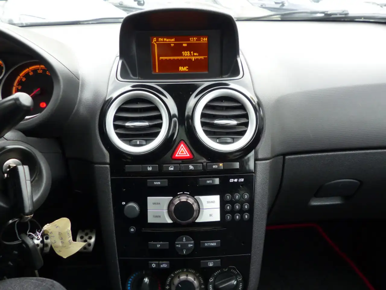 Opel Corsa Corsa — photo 14