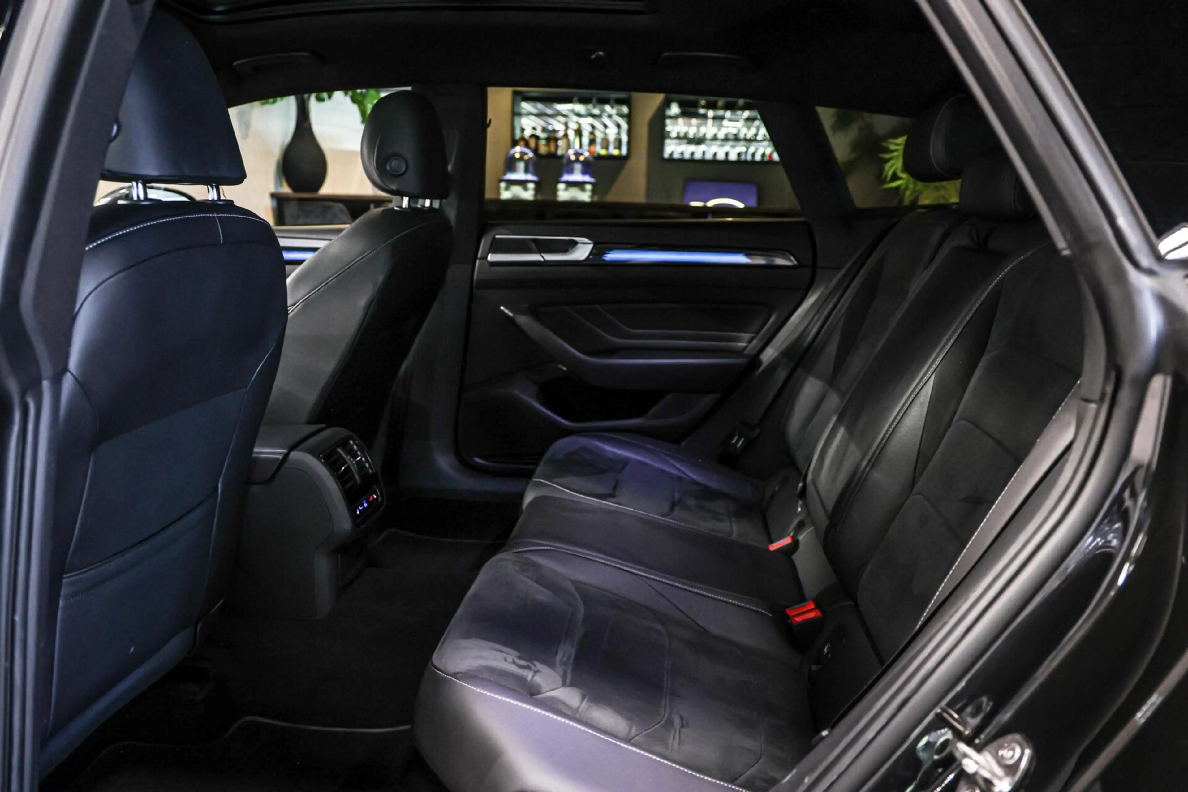 Volkswagen Arteon Shooting Brake 1.4 TSI eHybrid R-Line|Pano — photo 10